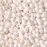 8/0 White Rainbow Seed Beads