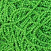 10/0 Seed Opaque Green