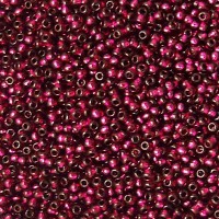 11/0 Trans Raspberry Silver LIned