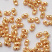 NEW Dk Cream Pearl Farfalle