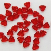 Triangle 2 Hole Siam Red