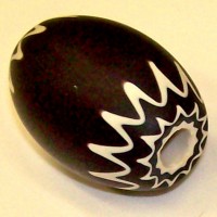 Giant Egg Matt Black
